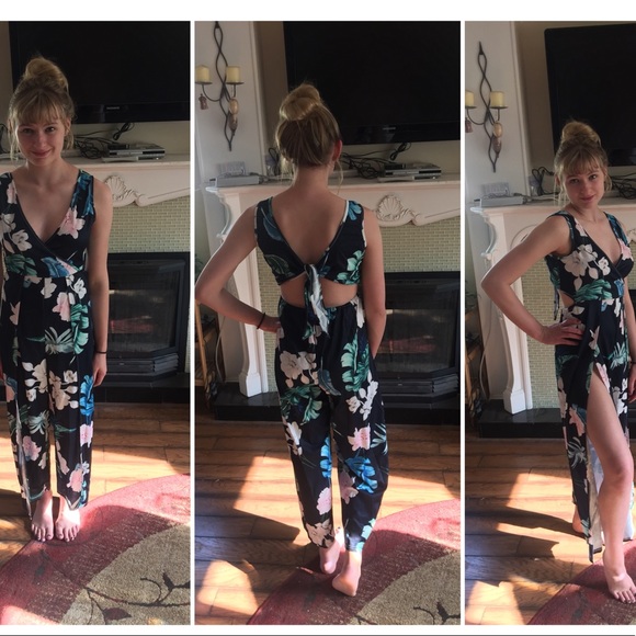 👻Floral Print Jumpsuit M - Picture 2 of 7